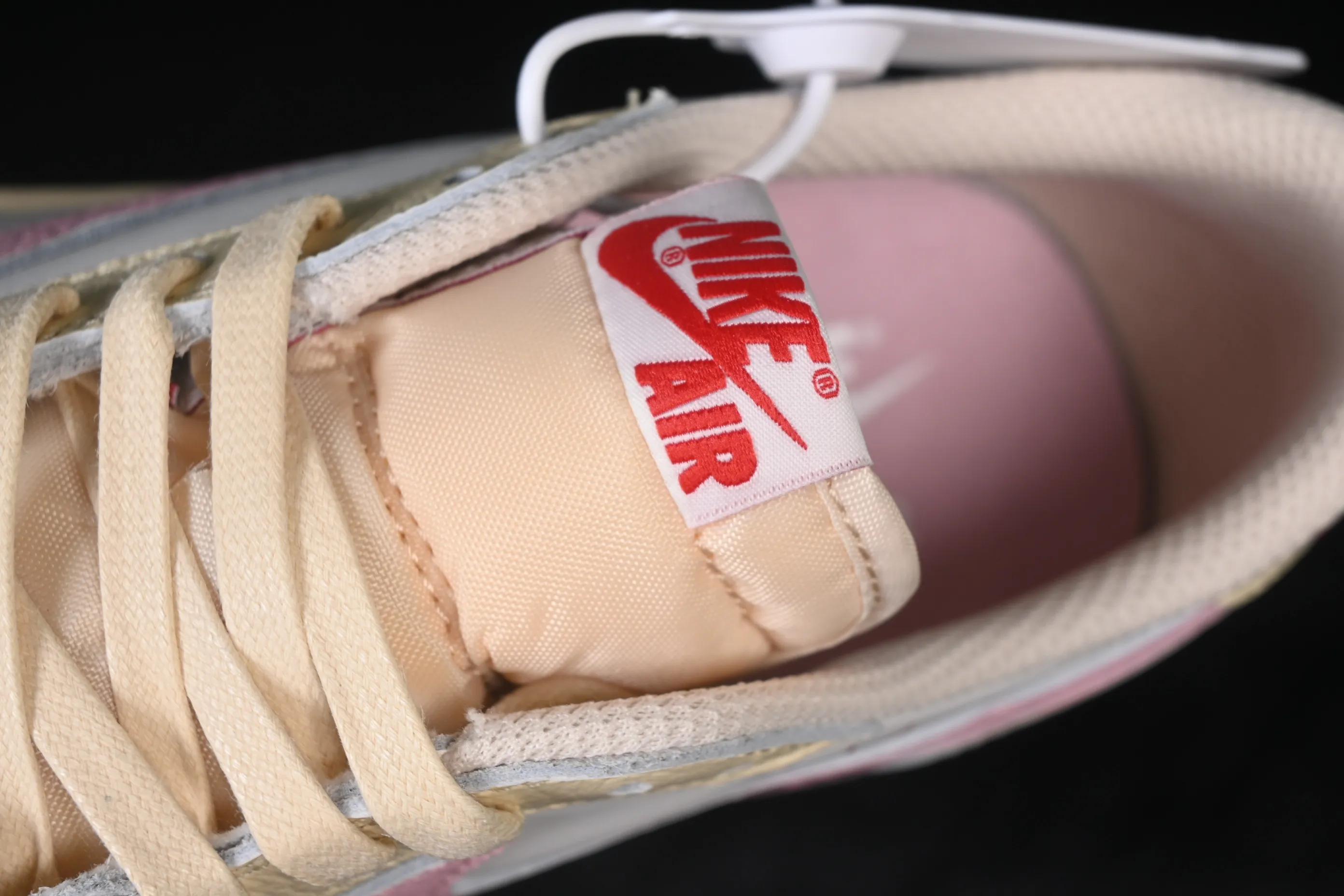 All categories Air Jordan Jordan series basketball shoes Air Jordan 1 Low Travis Scott x Air Jordan 1 Low OG AJ1 Joe 1 undercut low IQ7604-101